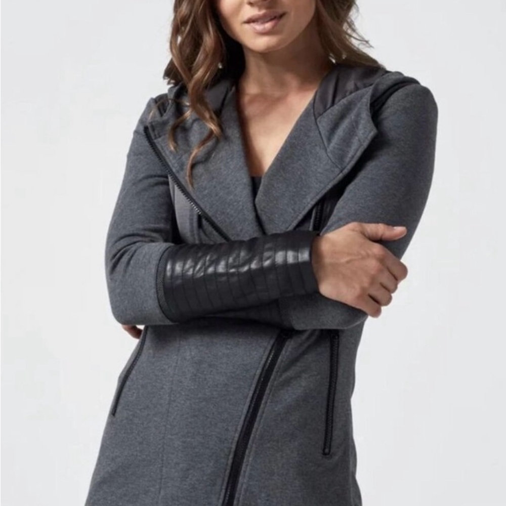 Blanc Noir traveler jacket